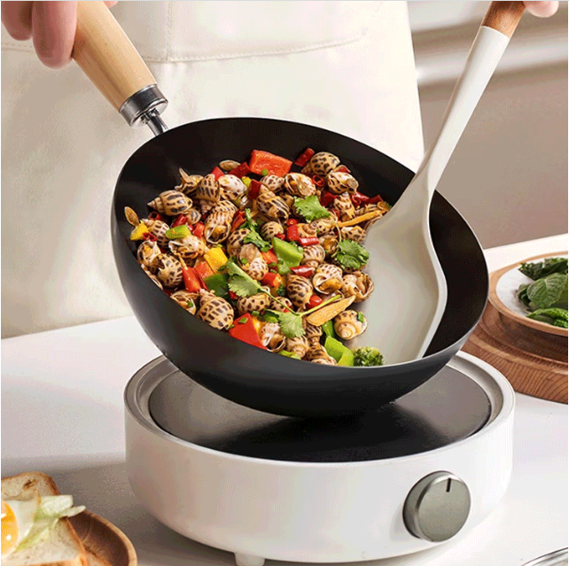 我終於能夠單手拋鍋了!只有我臉一樣大小的迷你炒鍋,精鐵加不塗層用著放心,鐵鍋也可以這麼萌這麼可愛!小巧的無塗層小鐵鍋,可愛好看好用哈! 我終於能夠單手拋鍋了!只有我臉一樣大小的迷你炒鍋,精鐵加不塗層用著放心,鐵鍋也可以這麼萌這麼可愛!小巧的無塗層小鐵鍋,可愛好看好用哈!